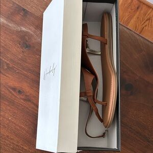 Wonderly Tan Leather Sandals